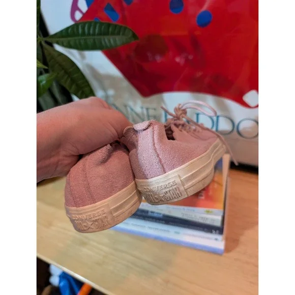 Converse CT All Star Frilly Thrills Low Pink Foam Suede Sneakers Size 10 - Picture 8 of 10